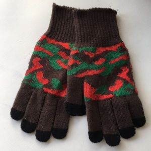 Urban Outfitters Brown Camo Gloves